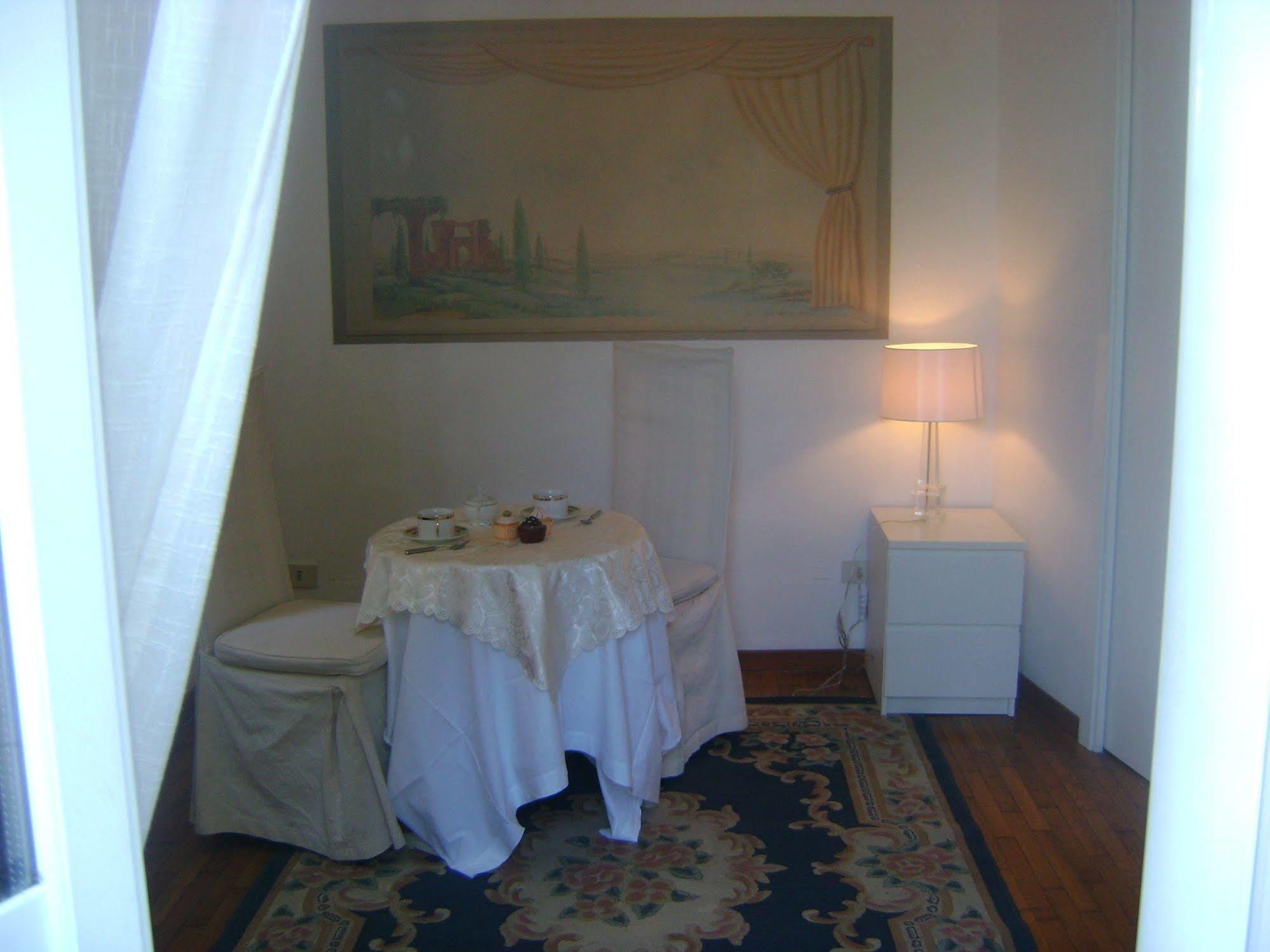 Garden Flat By Vatican Walls Rome Bagian luar foto
