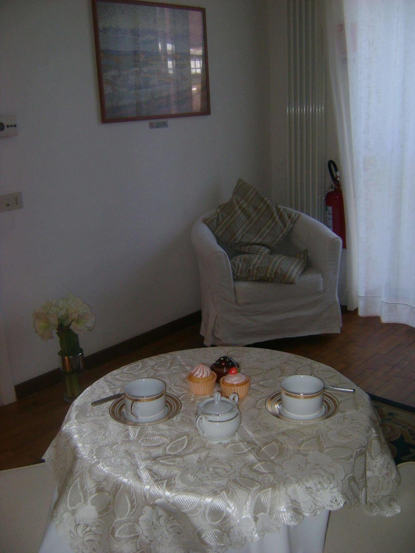 Garden Flat By Vatican Walls Rome Bagian luar foto