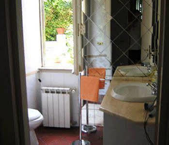 Garden Flat By Vatican Walls Rome Bagian luar foto